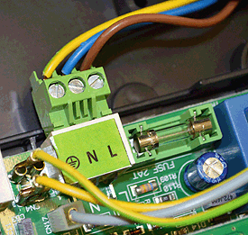 ar clas he 38 evo.pcb mains con.gif